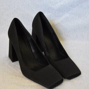 ***SOLD*** Zara Block Heel Pumps Sz 40 (US Sz 8.5-9)